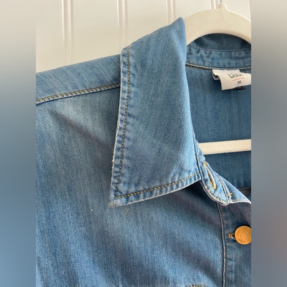 Cabi Long Sleeve Button Up Chambray Soft Denim Western Shirt Medium - Picture 11 of 11